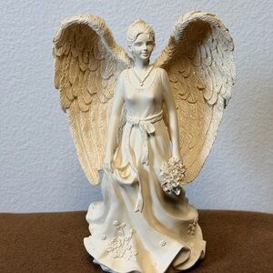 Elegant Angel Star Angel of Love Angel Sculpture Figurine Statue